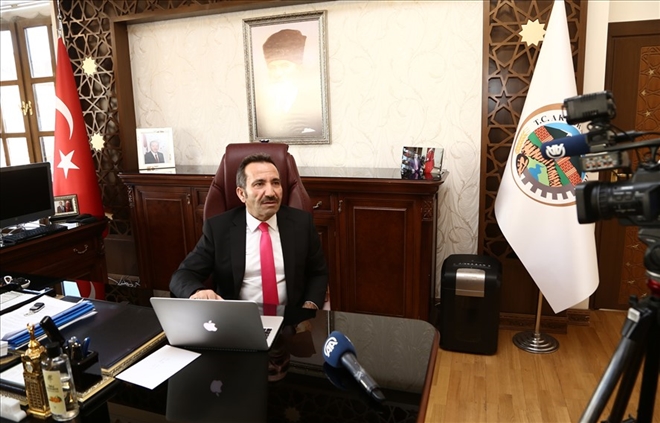  Aksaray Valisi Ali Mantı AA ´Yılın Fotoğrafları´ 2019 oylamasına katıldı