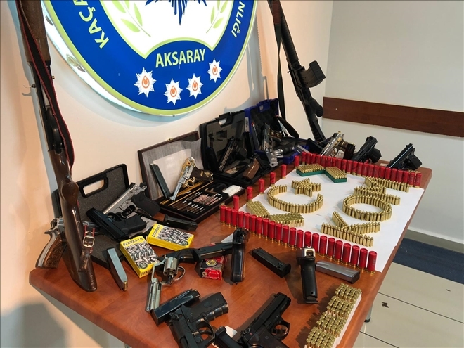 Emniyetten Silah Ticareti Operasyonu:10 Gözaltı