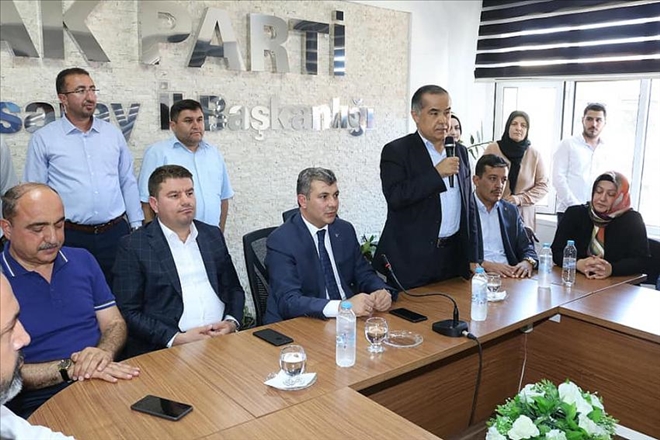 AK PARTİ AKSARAY TEŞKİLATI BAYRAMLAŞTI