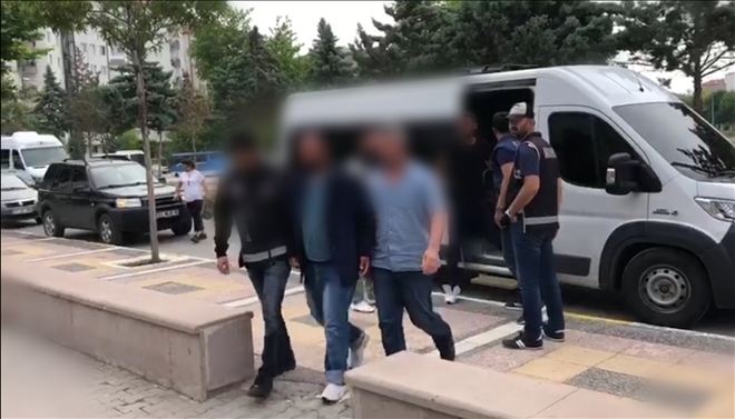 Komşuda Aranan 14 Şahıs Tutuklandı