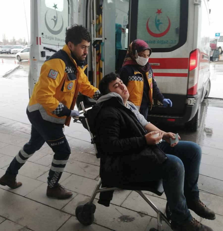 Trafik Kazası 1 Yaralı