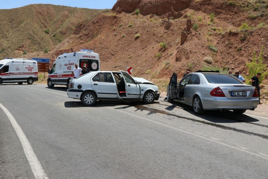 Aksaray -Ihlara Yolunda Kaza 2 Yaralı