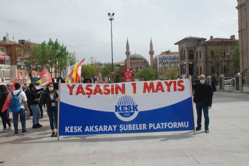 1 MAYIS KUTLANIYOR !